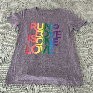 Oiselle tee size small